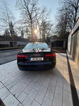 Audi A8 3.0  Audi exclusive  21 Zoll Audi Felgen - Audi A8 mit Diesel-Antrieb: Schwarz