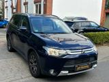 Mitsubishi Outlander°4WD°°AUTOMATIK°°7 SITZER°°LEDER°°NAVI° - scheckheftgepflegte Mitsubishi Outlander