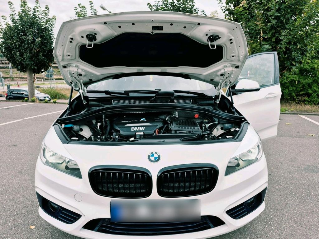 Image of BMW 218