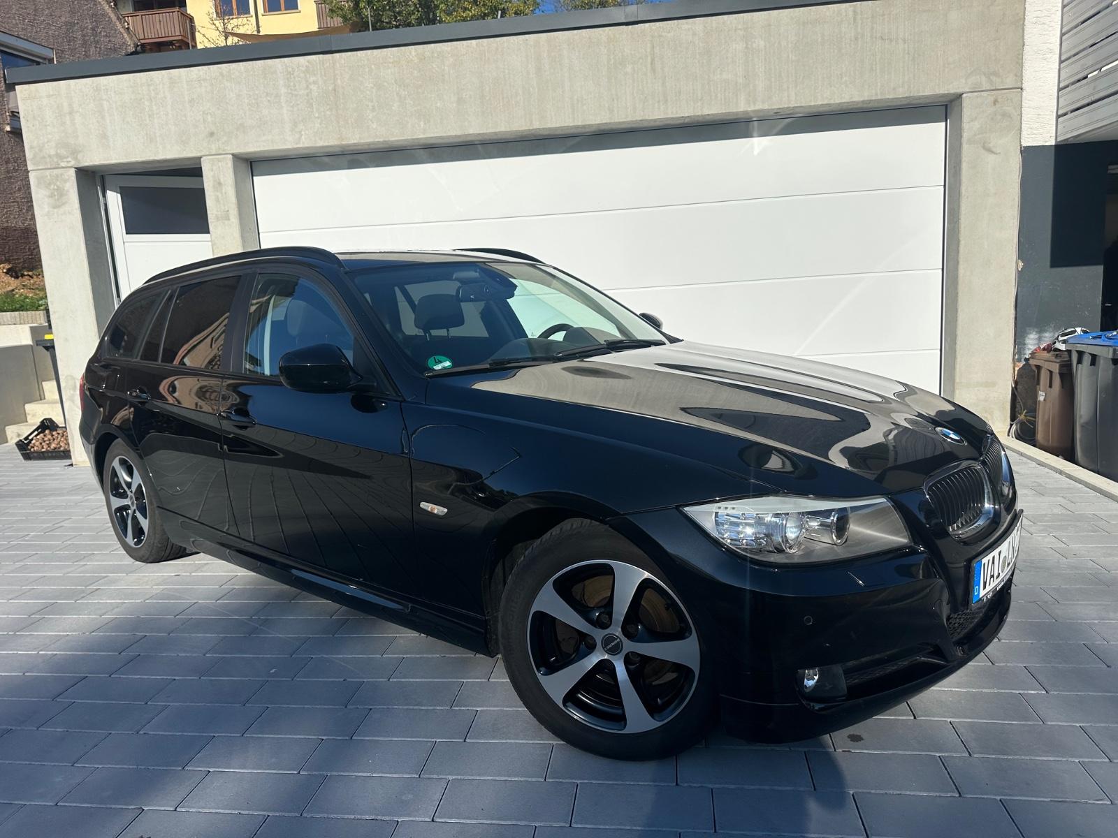 BMW 318 2012 — photo 8