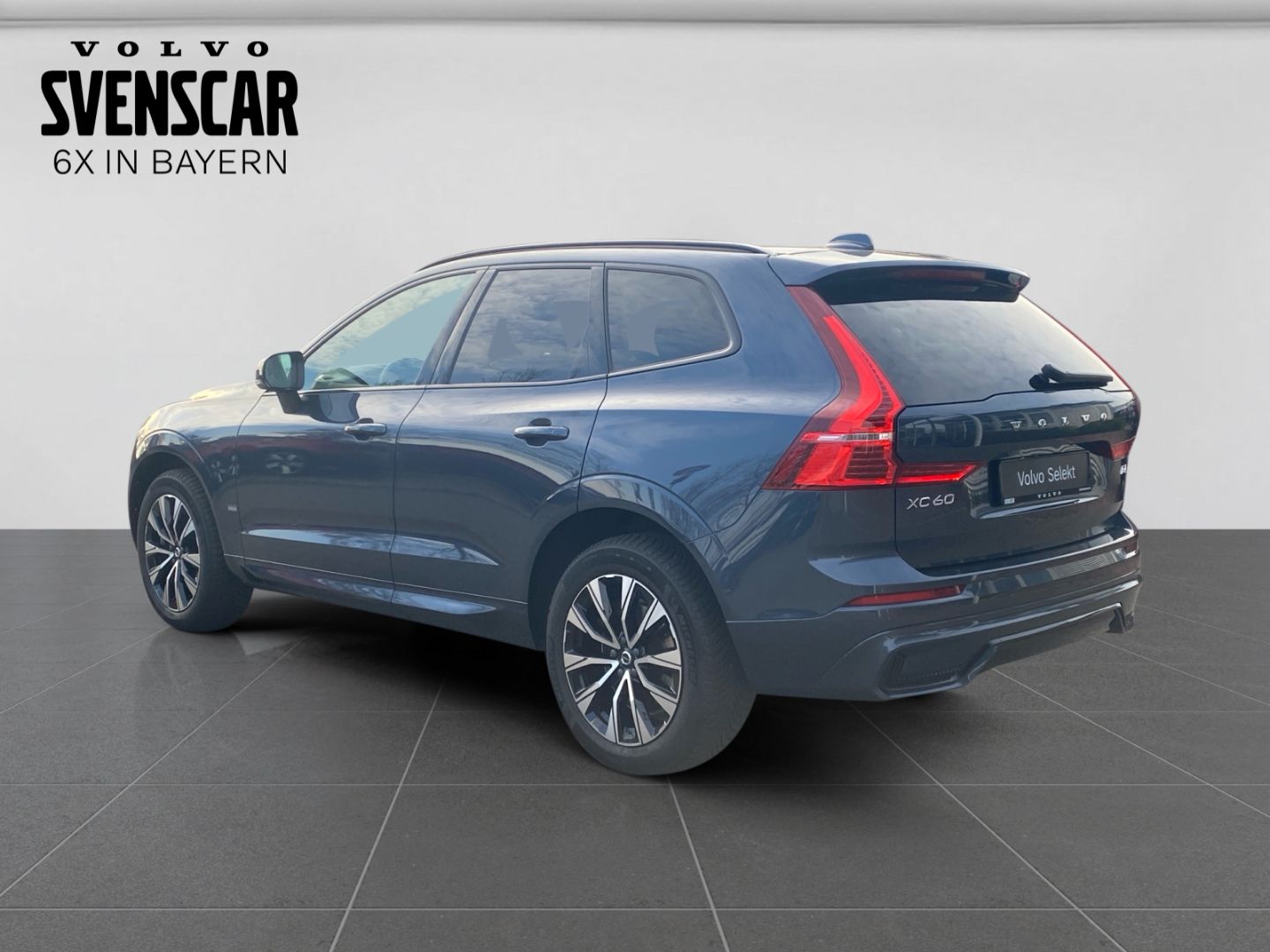 Volvo XC60 Plus Dark B4 Benzin StandHZG AHK Navi Leder foto 3