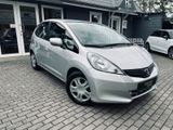 Honda Jazz 1.2 Trend aus 1.Hand+Klimaautomatik - Honda Jazz mit Benzin-Antrieb: Zentralverriegelung, Limousine, Klimaanlage, 1.2