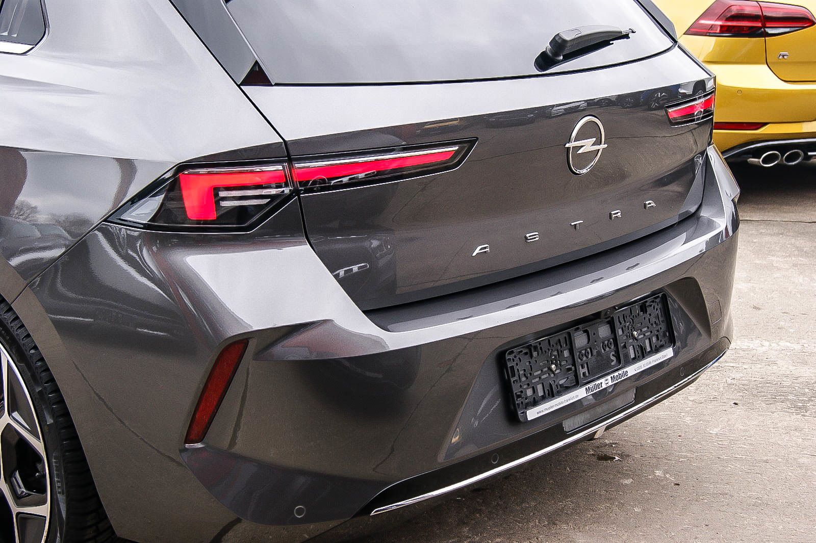 Fahrzeugabbildung Opel Astra L 1.5 Diesel ULTIMATE Aut HEADUP ANHZV LED