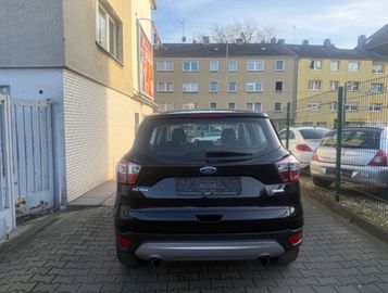 Ford Kuga - 5