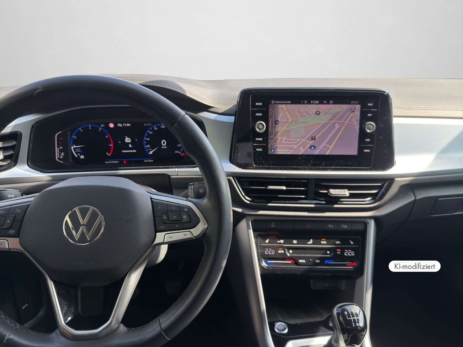 Volkswagen T-Roc - Bild 4