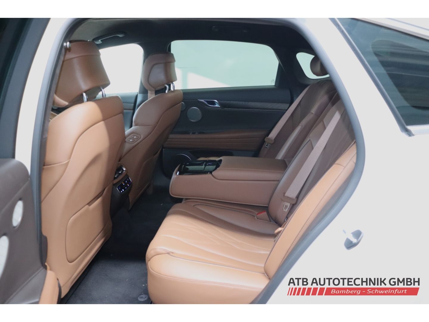 Fahrzeugabbildung Genesis G80 Electrified 4WD Luxury 87,2kWh 98,1% SOH Sol