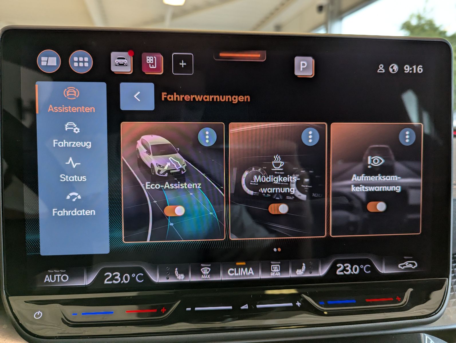CUPRA Leon 2.0TSI VZ Matrix Pano Sennheiser Kamera 19" - Image 32