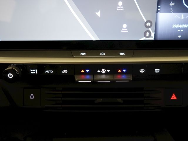 Grandland B EDITION HYBRID eDCT+NAVI+RÜCKFAHRKAM
