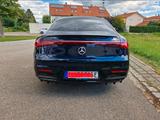 Mercedes-Benz EQS 450+ - - blaue Mercedes-Benz EQS