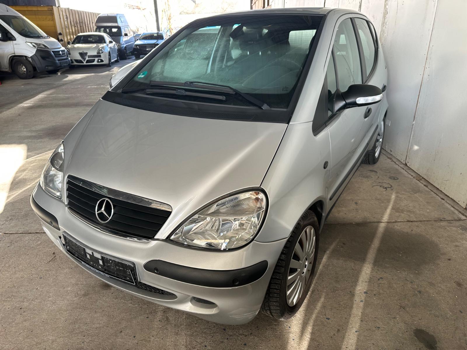 Mercedes-Benz A 160 AVANTGARDE