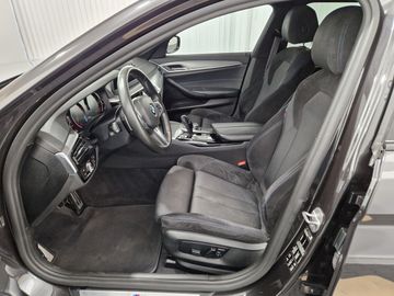 BMW 520 - 11