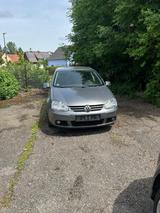 Volkswagen Golf 5 1.9 tdi - Volkswagen Golf mit Diesel-Antrieb: Kleinwagen, 5.1