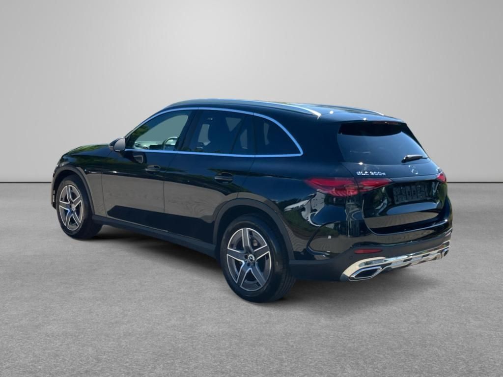 Fahrzeugabbildung Mercedes-Benz GLC 300 d 4M AMG*DISTRONIC*KAMERA*DAB*LED