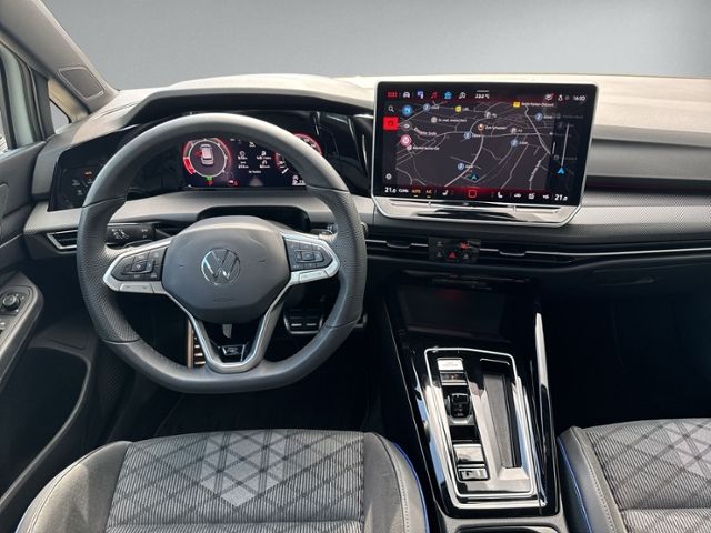 Golf 2.0 TDI DSG R-LINE AHK+LED+NAVI.+KAMERA+ACC