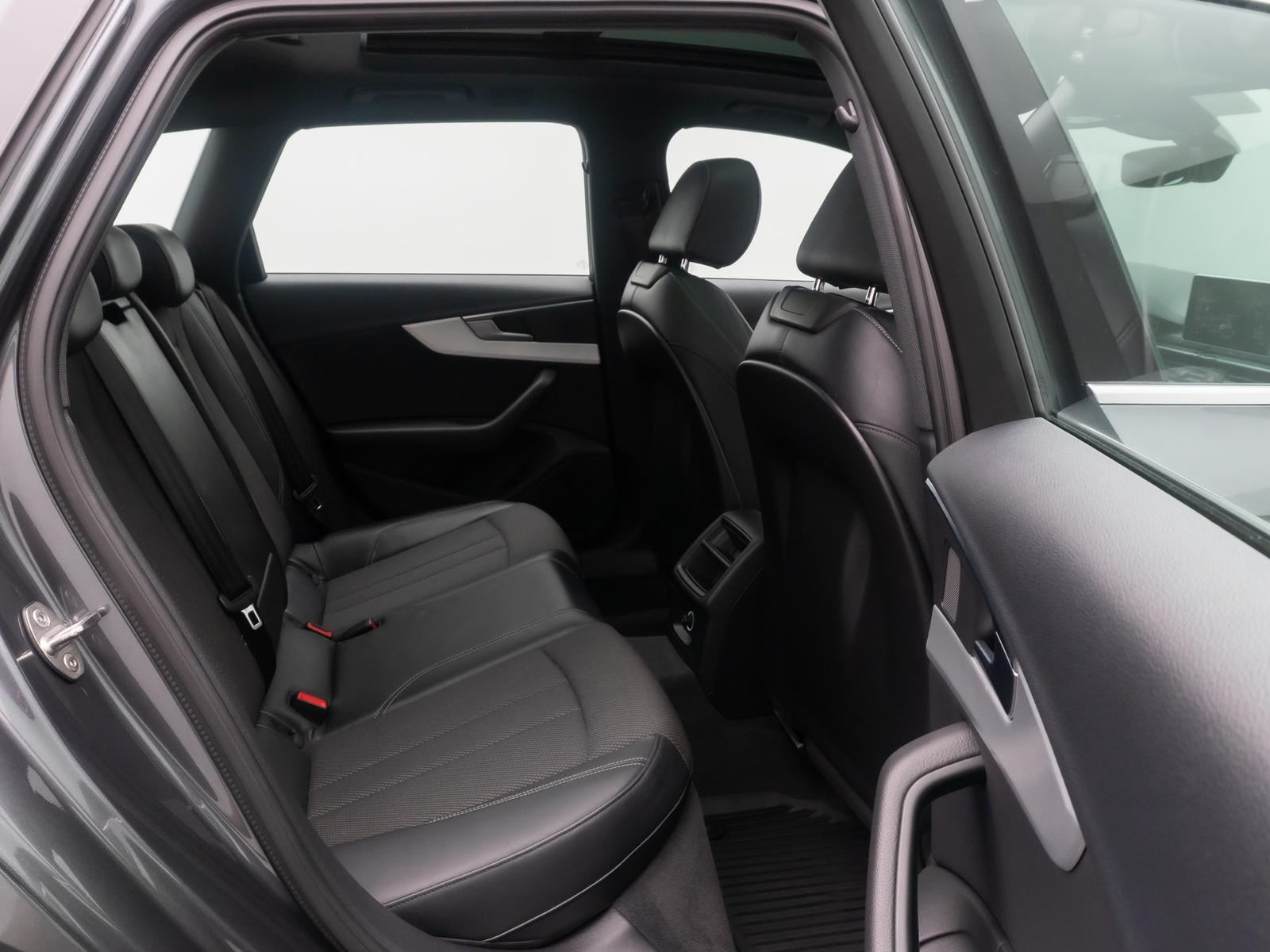 Audi A4 quattro SLine Kamera DAB Massage Panorama 18"