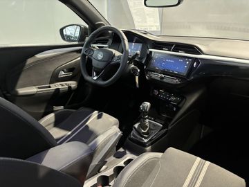 Fotografie 8 des Opel Corsa 1.2 Direct Injection Turbo GS