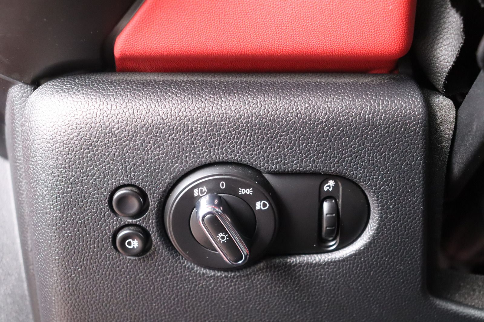 Fahrzeugabbildung MINI John Cooper Works * HUD * LED * Pano