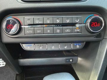 Kia XCeed 1.6T DCT7 Platinum Glasdach Navi