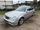 Mercedes-Benz E-Klasse E500 Avantgarde - gebrauchte Mercedes-Benz E 500 aus dem Jahr 2002