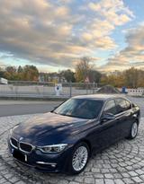 BMW 330i Luxury Line  - : Blau, Standheizung, Limousine