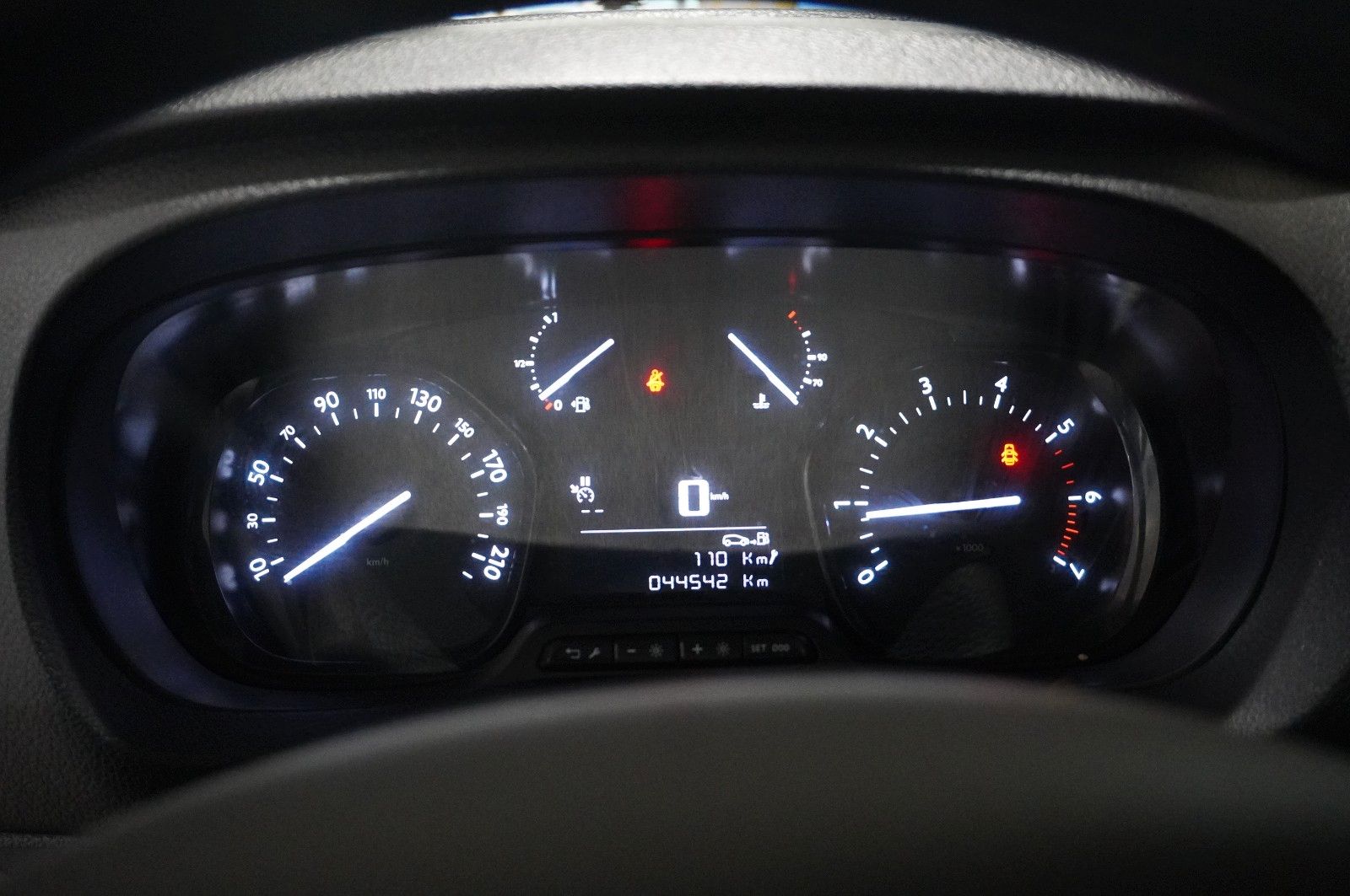 Fahrzeugabbildung Opel Vivaro Cargo 1.5D M EDITION KLIMA/DAB+/PDC/TEMP.