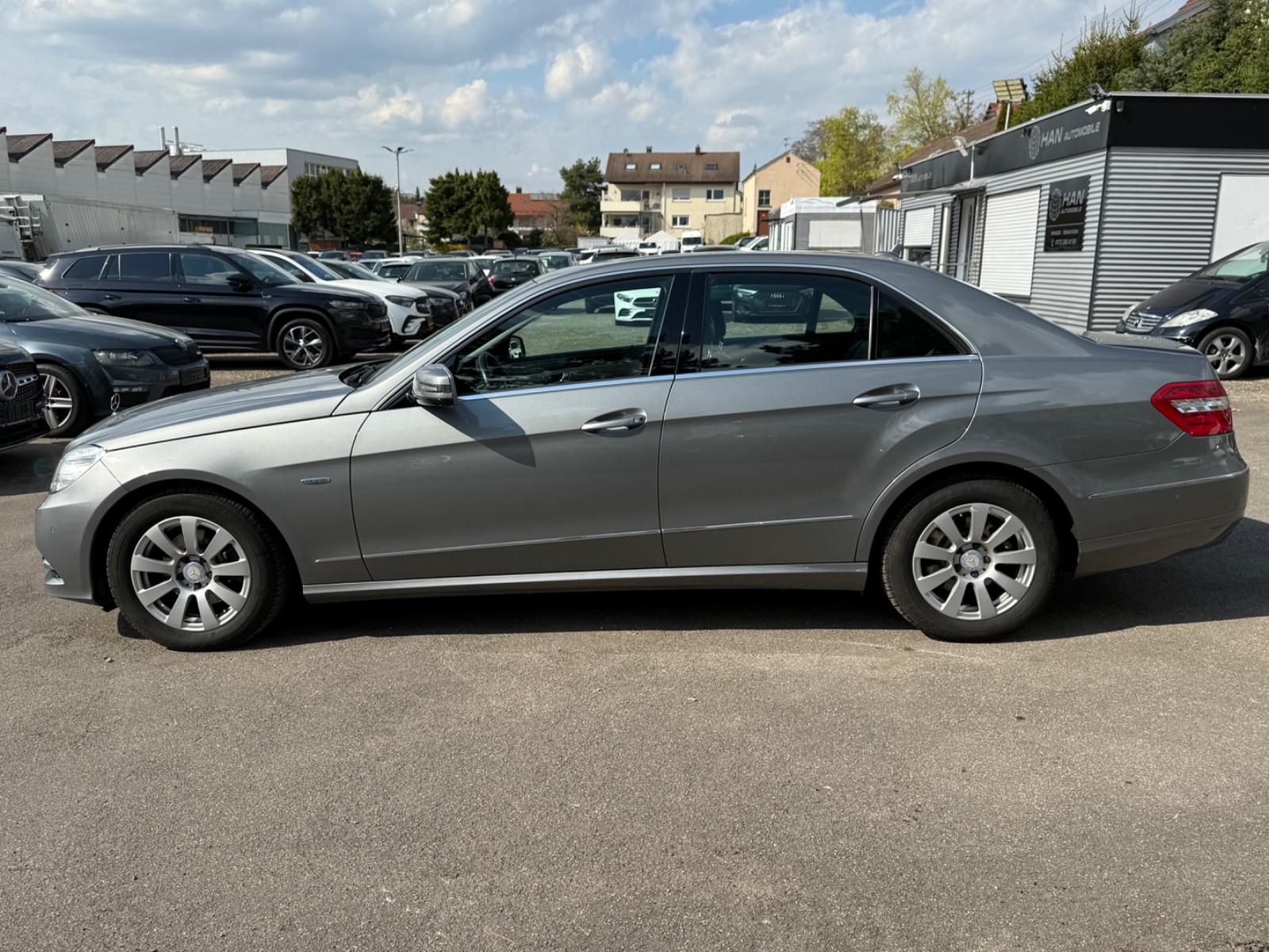 Mercedes-Benz E 200 Limousine CDI BlueEfficiency Avandgarde