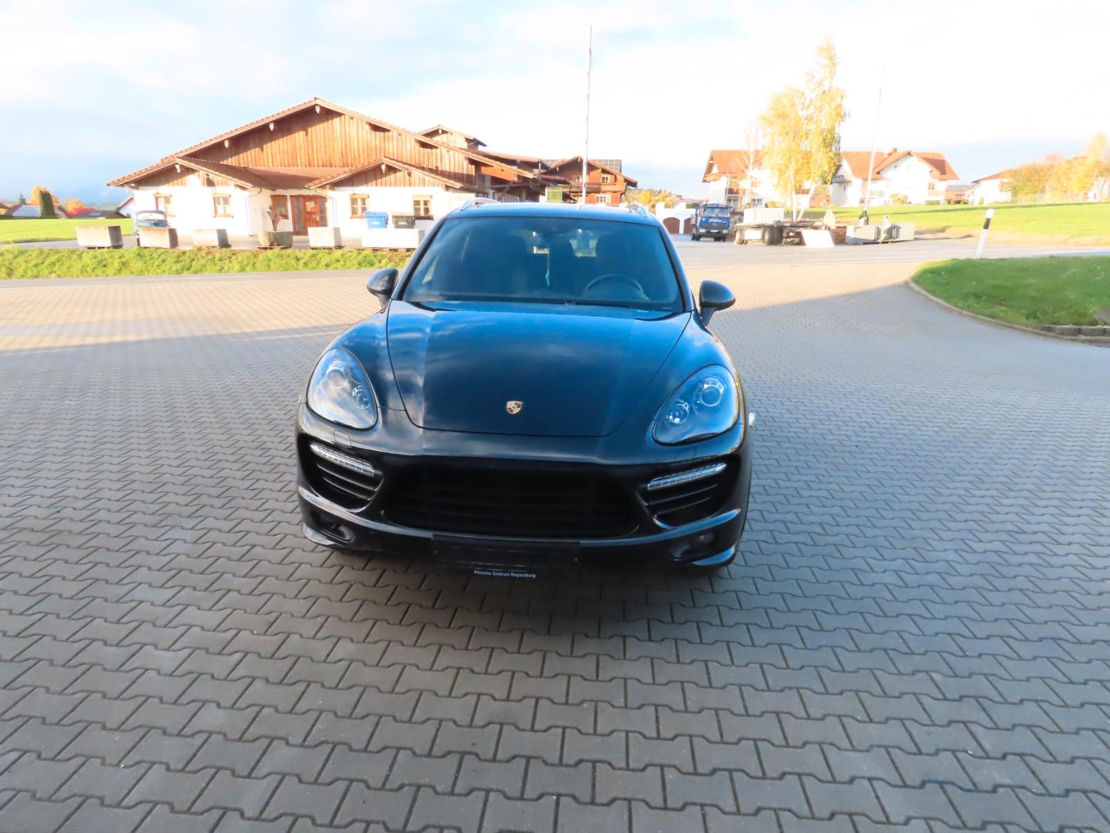 Porsche Cayenne GTS
