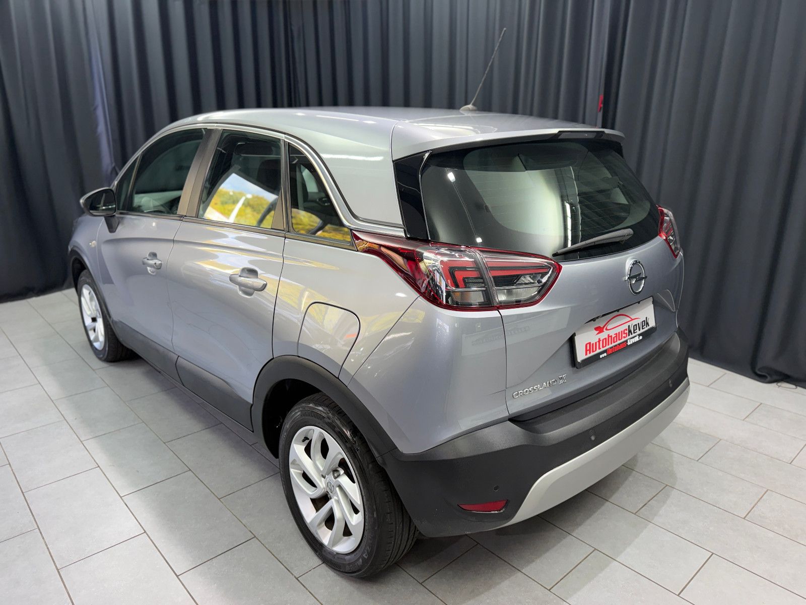 Fahrzeugabbildung Opel Crossland (X)1.2 DI Turbo Innovation|AUTOMATIK