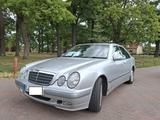 Mercedes-Benz E 240 ELEGANCE Daimler-Chrysler 210 Limousine - Mercedes-Benz: 210d