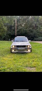 BMW E30 318i - BMW 318 aus 1989