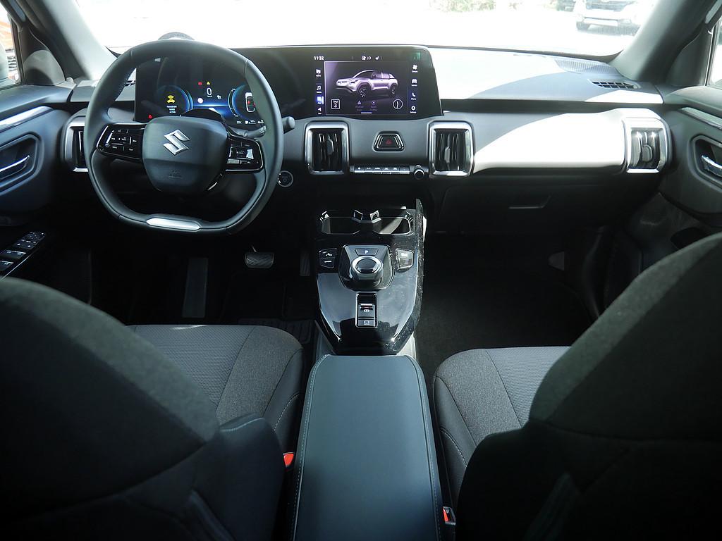 Suzuki e Vitara eAxle Comfort SHZ KAMERA NAVI ACC LED
