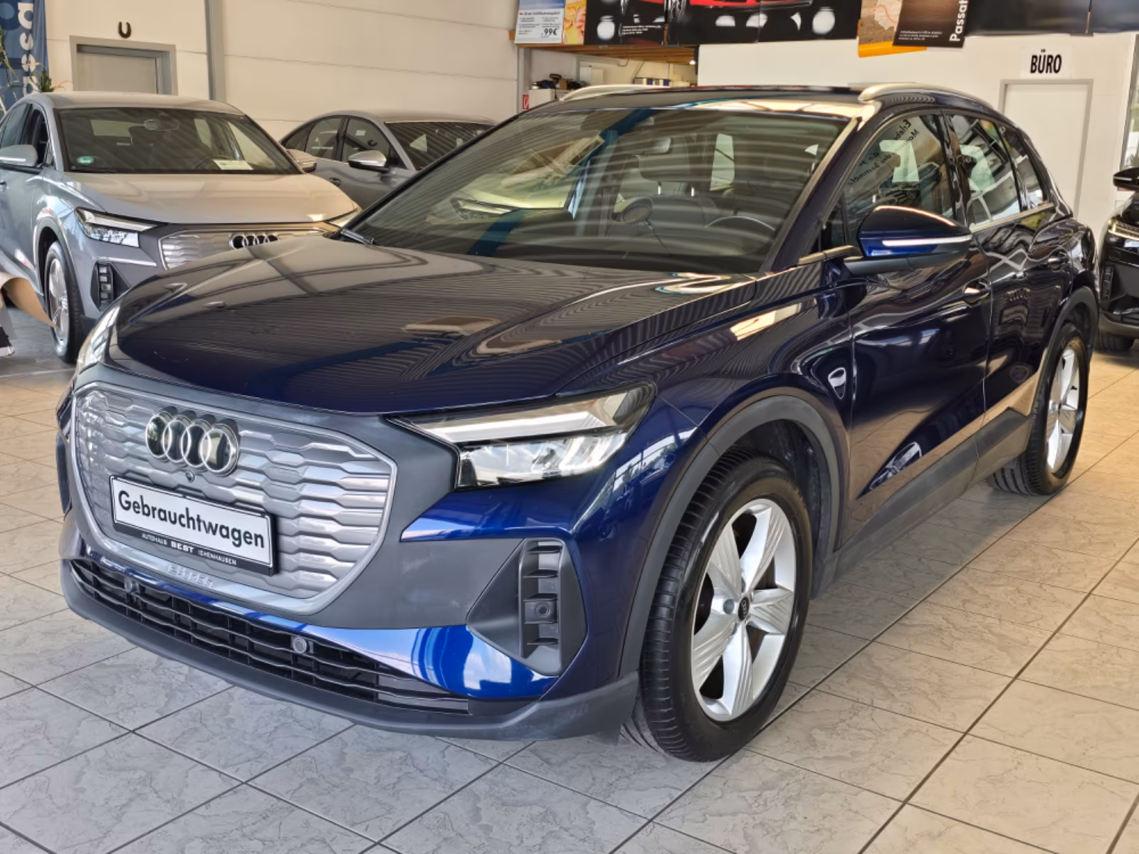 Audi Q4 40 e-tron LEDER SHZ KEYLESS AMBIENTE NAVI 19"