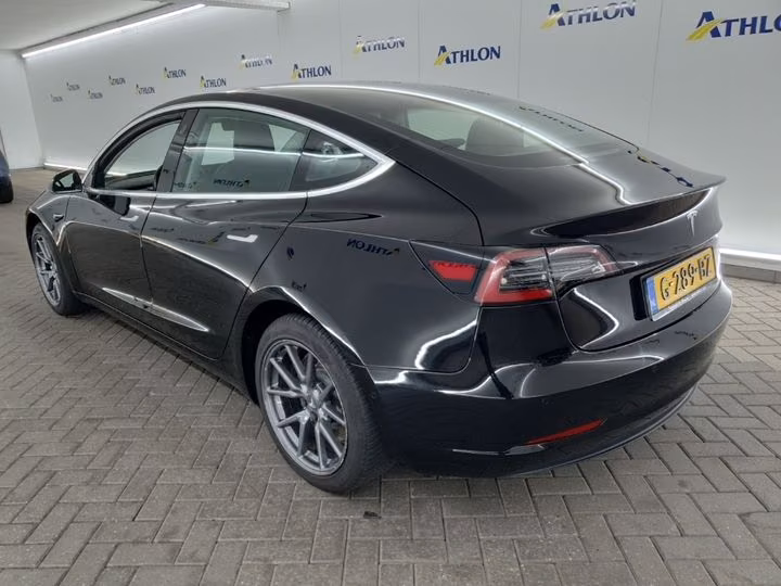 TESLA MODEL 3 - STANDARD PLUS - RWD - RANGE PLUS 81 - 299 CV - SIÈGES CHAUFFANTS