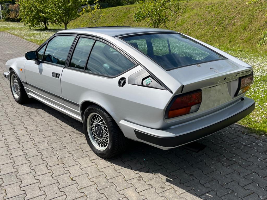 Alfa Romeo GTV