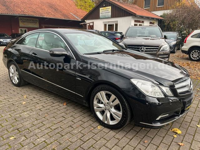 Mercedes-Benz E 250 Coupé BlueEf. AVANTGARDE*1.Hand*Leder*Xen*