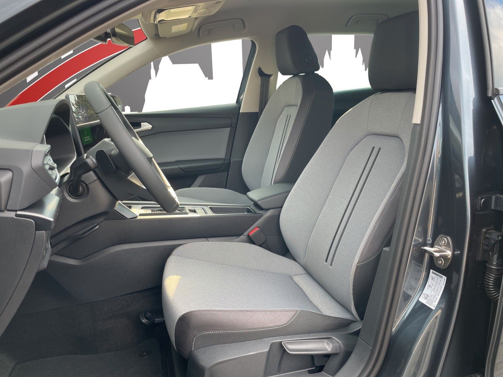 Fahrzeugabbildung SEAT Leon Sportstourer 1.5 eTSI DSG LED/NAVI/SHZ/LHZ