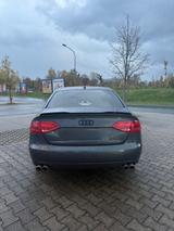 Audi A4 1.8 TFSI 88kw 120PS  - Audi A4 aus 2010: Limousine