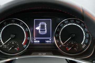 Skoda Fabia Monte Carlo 1,0 TSI PANO NAVI LED