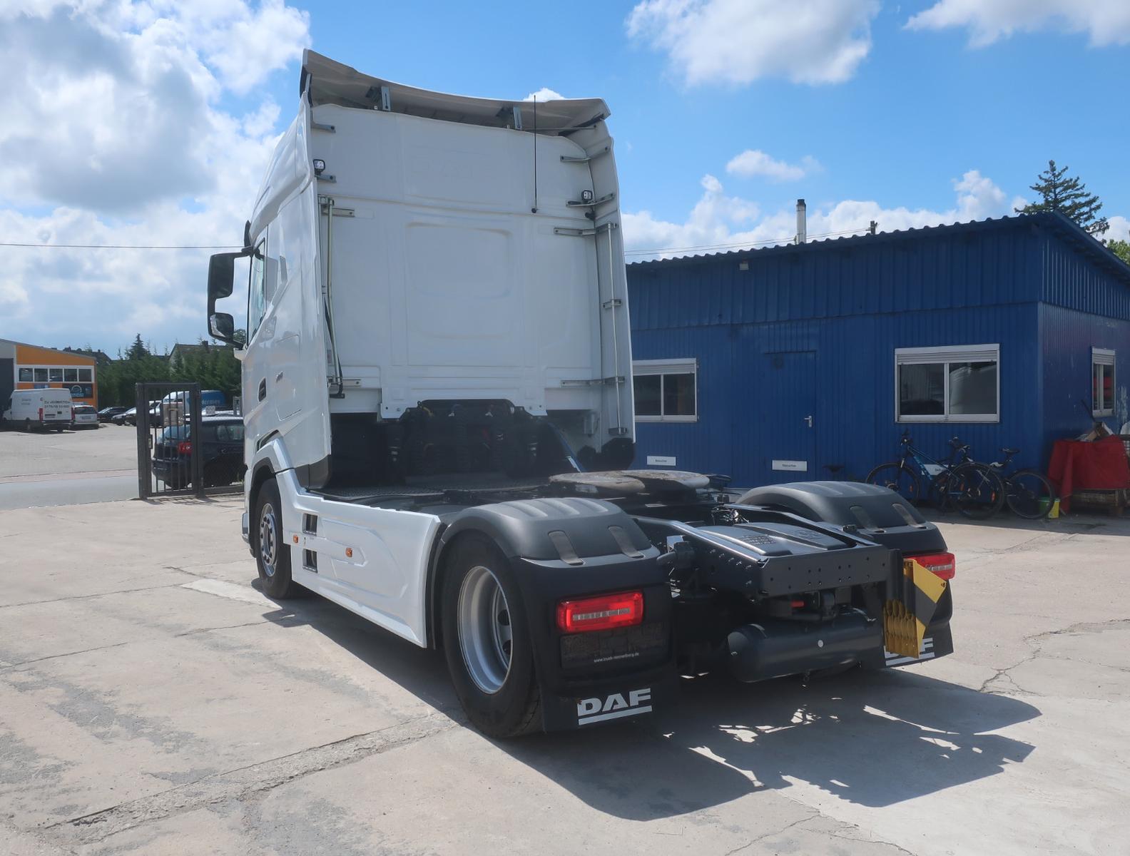 DAF XG530 Intarder 2 Tanks Exclusive Navi Standklima