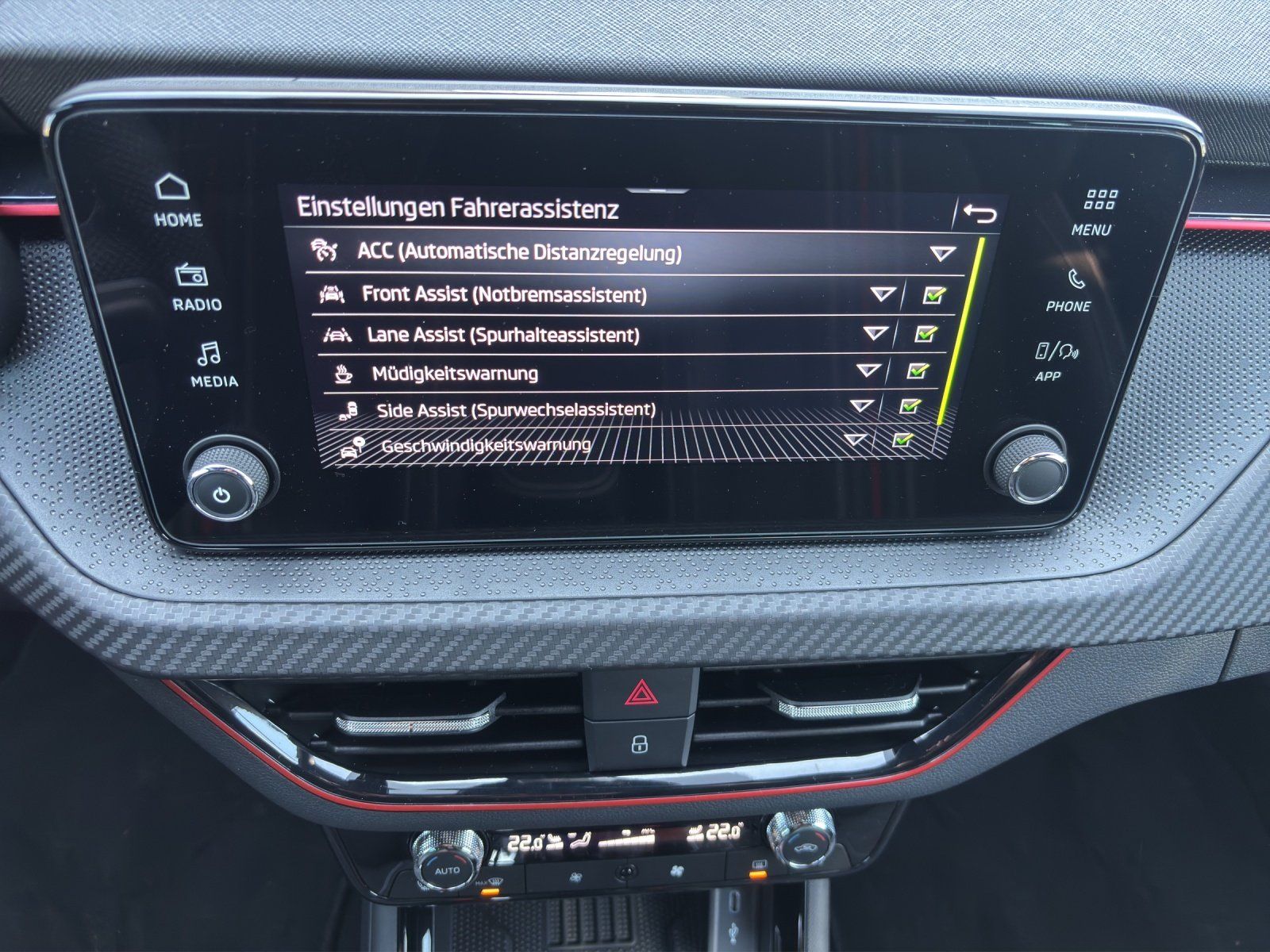 Fahrzeugabbildung SKODA Kamiq Monte Carlo 1,0TSI85kW DSG/AHK/MATRIX/ACC