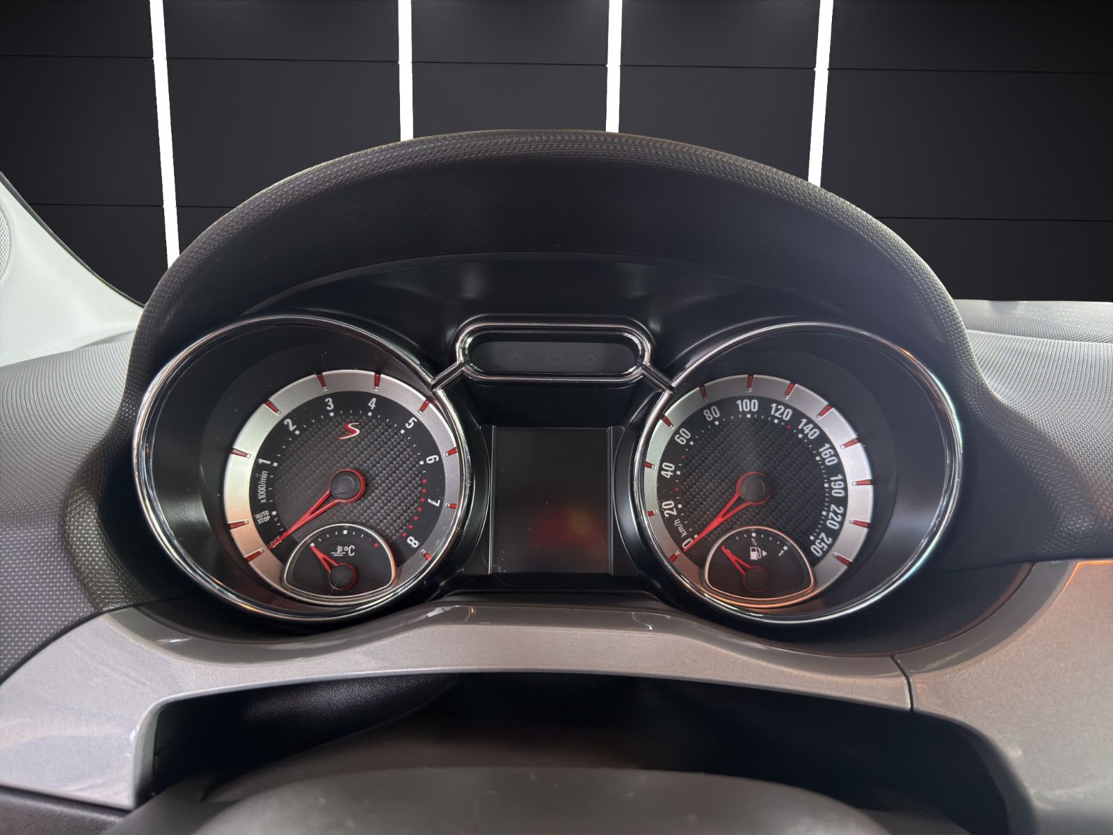 Fahrzeugabbildung Opel Adam Rocks S Shzg*Lkhzg*LED