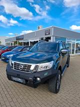 Nissan Navara NP300 Tekna Double Cab 4x4 Hardtop LEDAHK - gebrauchte Nissan Navara aus dem Jahr 2018
