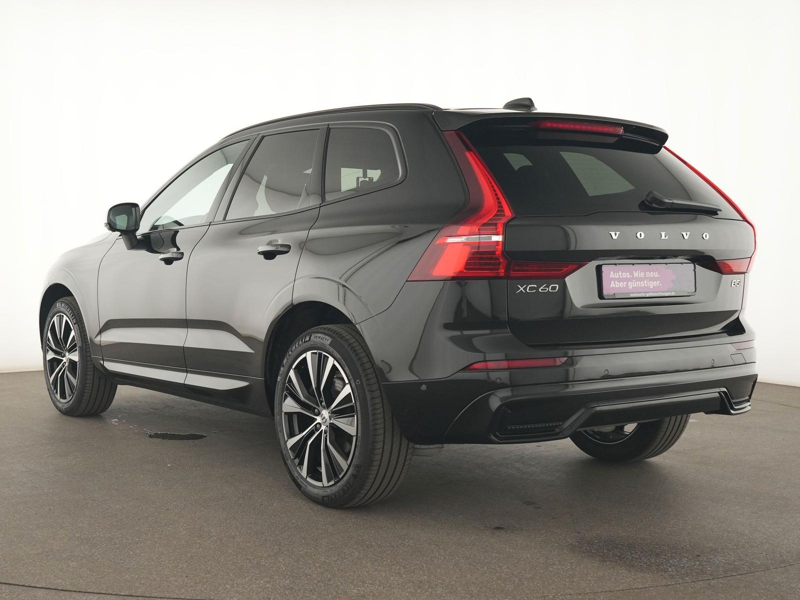 Volvo XC60 Ultra Dark ACC|Pano|Business-Paket Pro|AHK