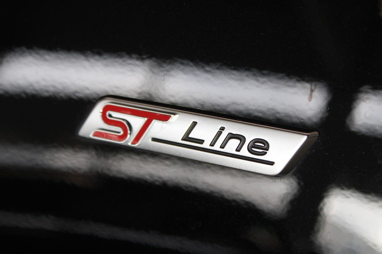 Fahrzeugabbildung Ford Puma MHEV ST-Line LED ParkAssist CAM WinterPaket