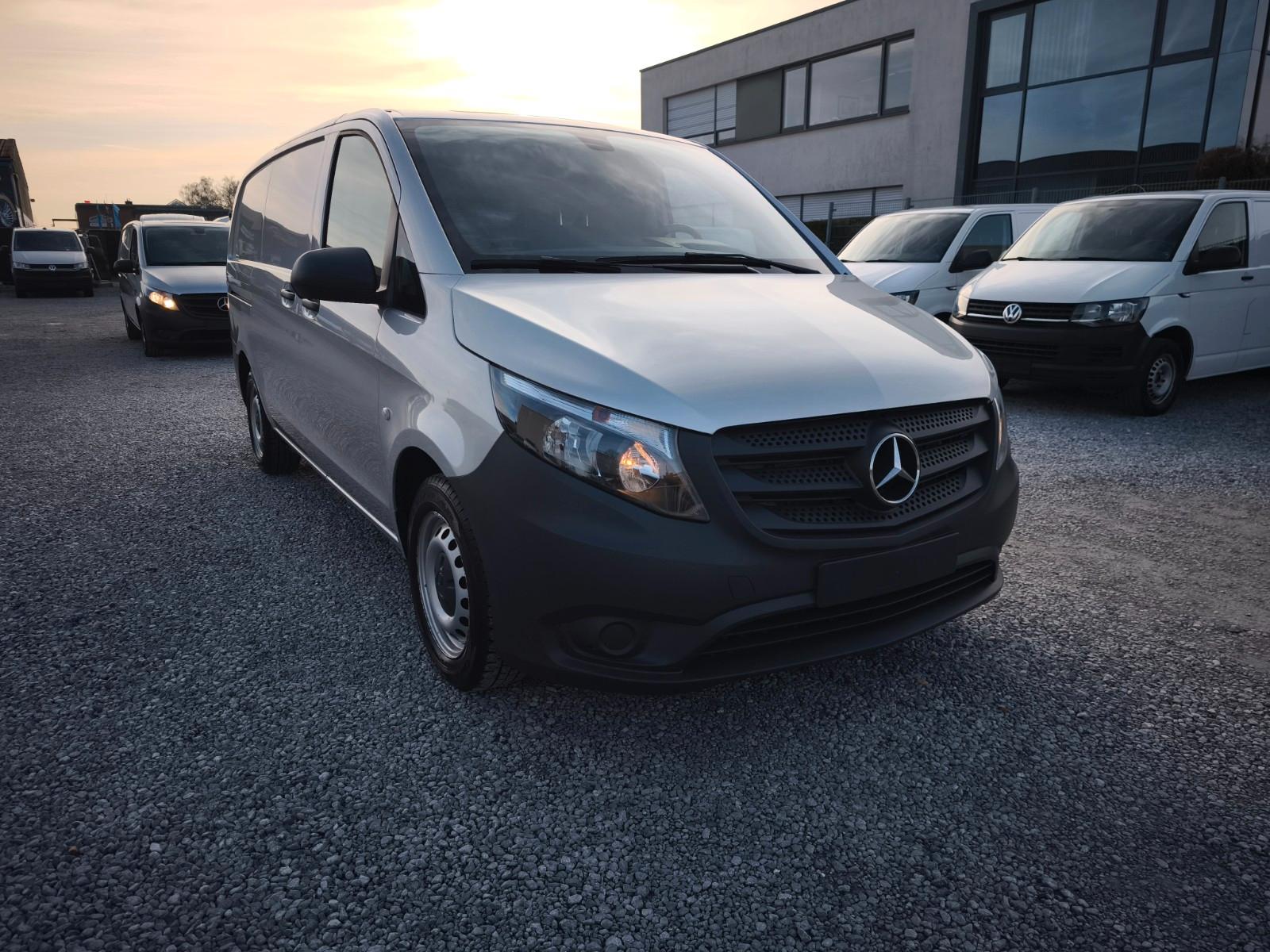 Mercedes-Benz Vito Kasten 110 CDI lang Klima Kamera Werkstatt