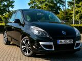Renault Scénic III BOSE | 1.9 dCi | Leder ... - Renault Scenic mit Diesel-Antrieb: 1.9