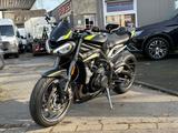 Triumph Street-Triple RS Bj 20-12 Tkm Viel Zubehör ! - TRIUMPH TR2