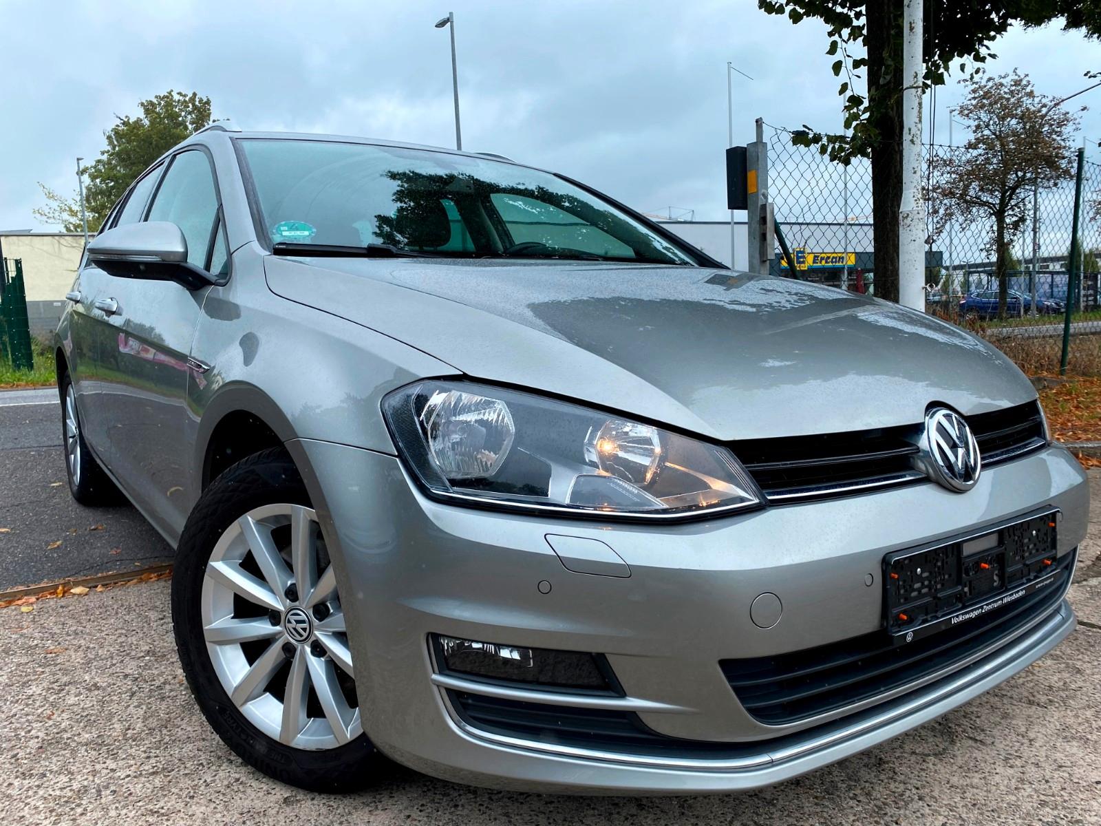 Volkswagen Golf VII Variant Lounge BMT