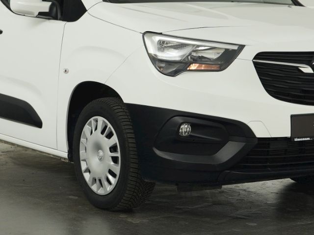 Combo E CARGO EDITION+NAVI+PARKPILOT HIN.+AHK+KE