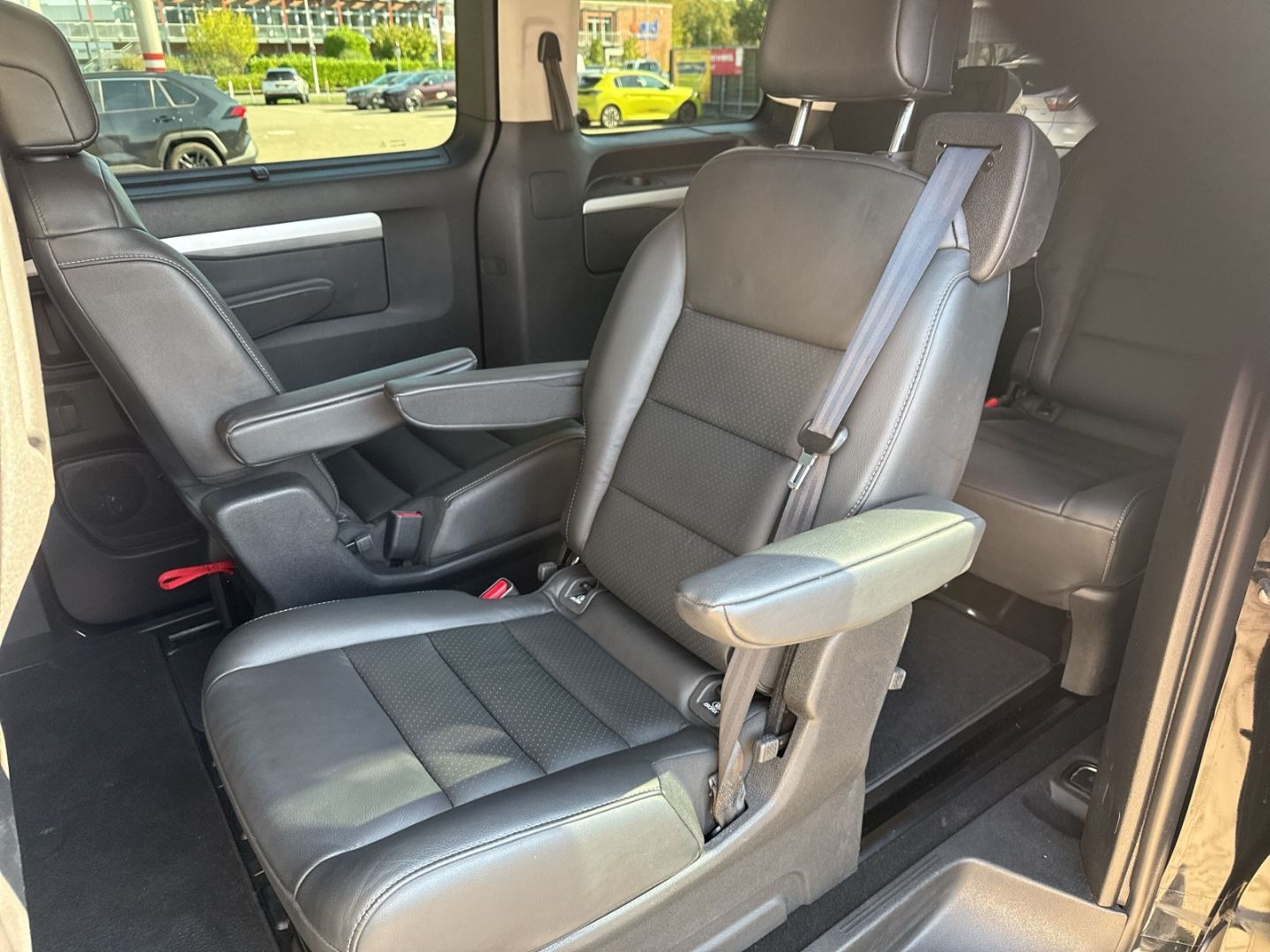 Fahrzeugabbildung Opel Zafira Tourer M 2.0 D EU6d-T Life HUD Navi Leder